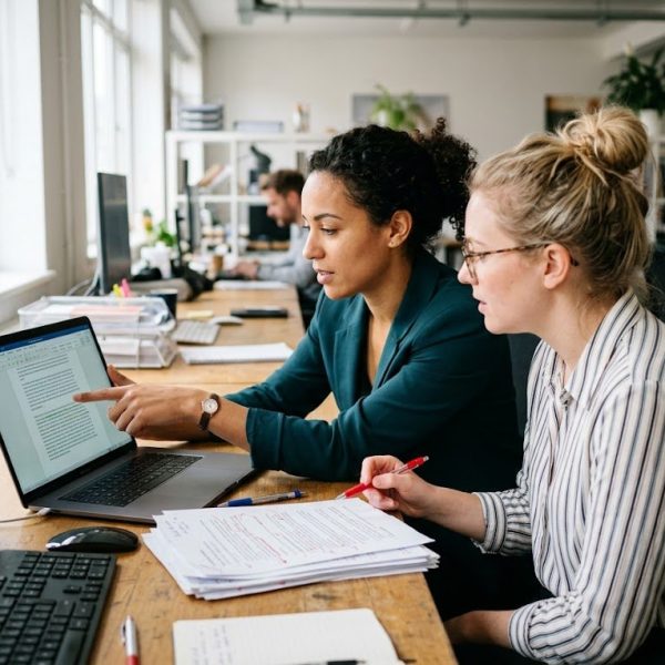 Zweistufige Qualitätsprüfung bei professionellen Übersetzungen